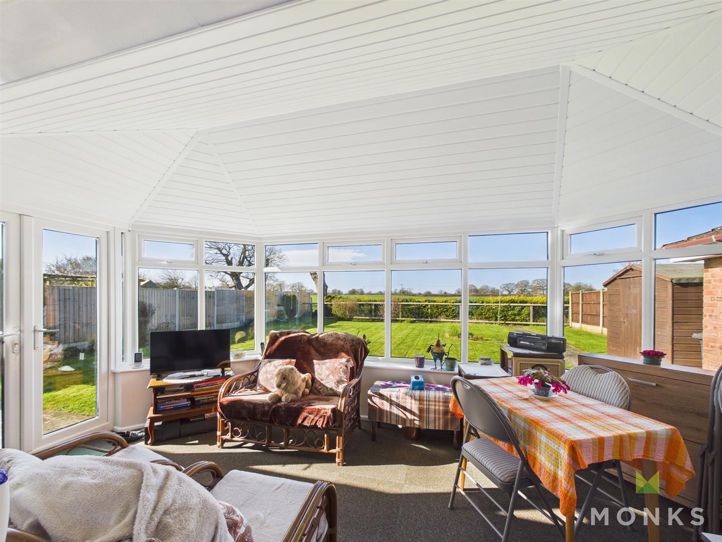 19 Barnfield Avenue, Shrewsbury, SY4 5HT For Sale